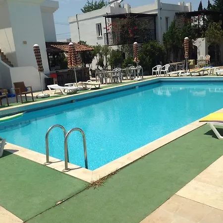 Apartmanhotel Mandarin Apart 5*